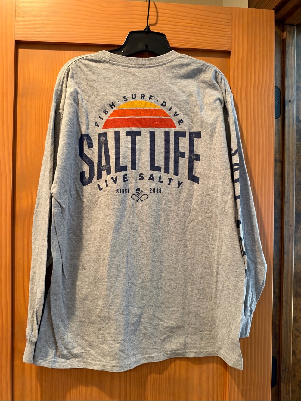 Salt Life Men's Fish Surf Dive Gray Long Sleeve Classic Fit Shirt NWT Size L